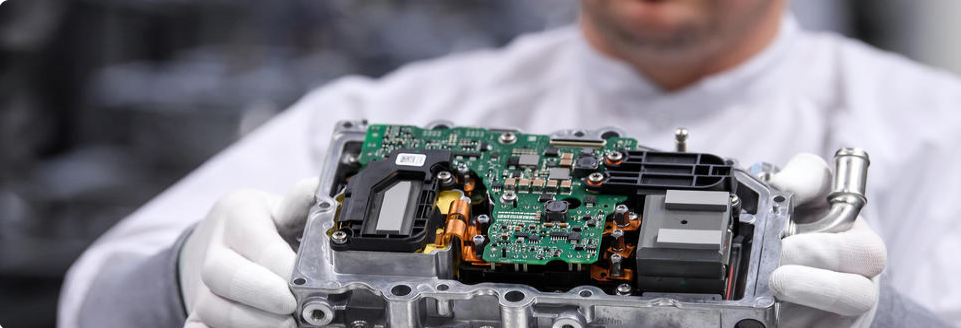 Informatika négy keréken A Continental járműszervere kapcsolja össze a VW ID. elektromos sorozat járműveit